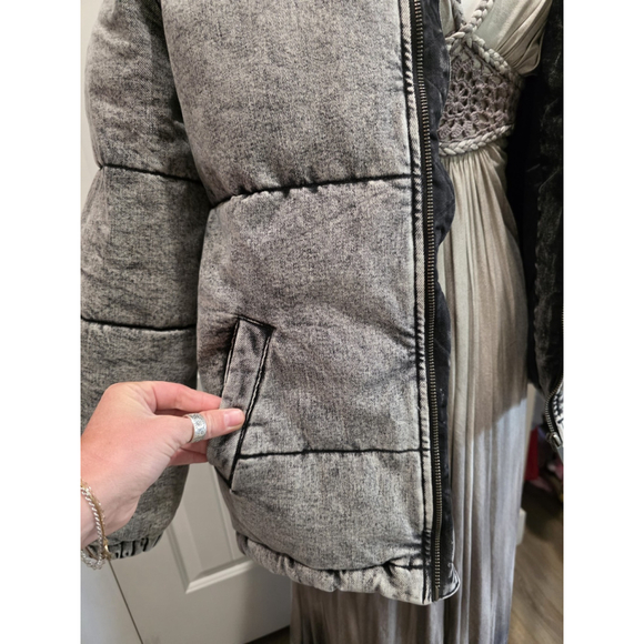 LNDN Denim Puffer Washed Black Size S NWT - Picture 4 of 9